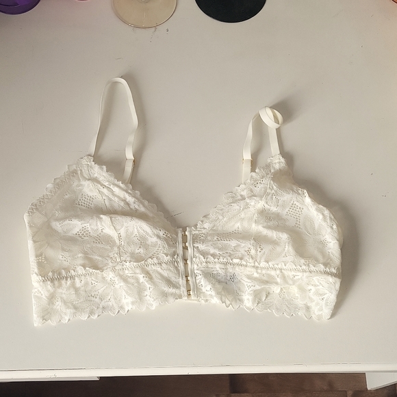 aerie Other - Beatiful bralette aerie large cream gold